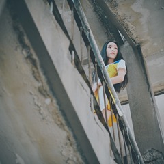 001