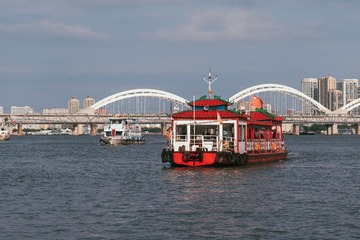 8DD24E8D-B866-4DF4-9A4E-A1608D1C97C5/L0/001