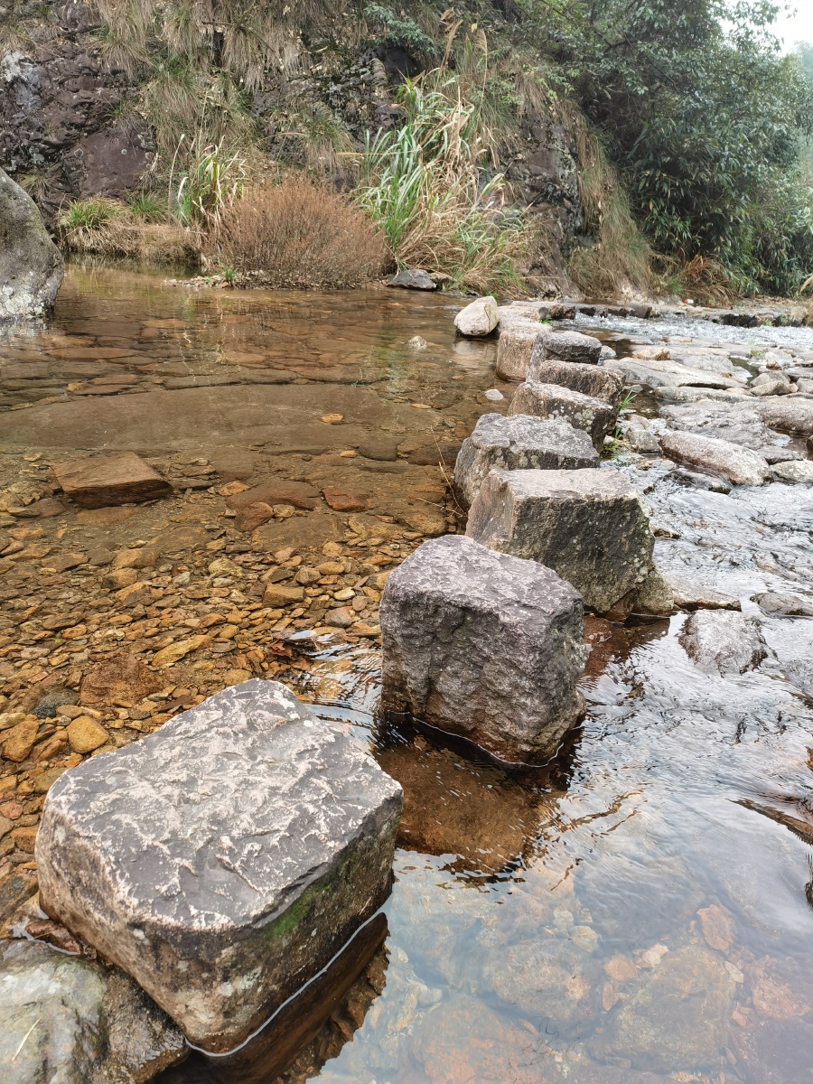 徒步穿越江山石鼓香溪峡谷