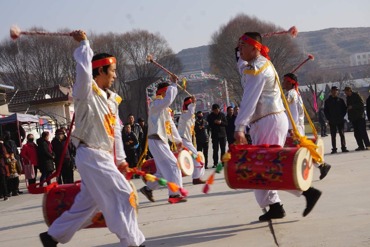 兰州太平鼓最具展现热情奔放西北汉子的豪迈威武气势那铿锵有力的鼓点