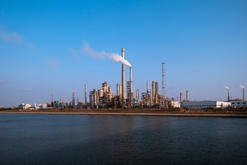839316