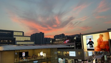 C990CC8D-B355-4C1B-89F2-D9684BD44AF1/L0/001