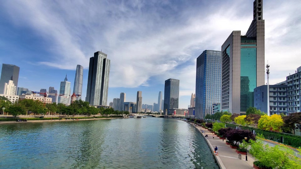 天津塞纳河畔的春水