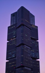 629180