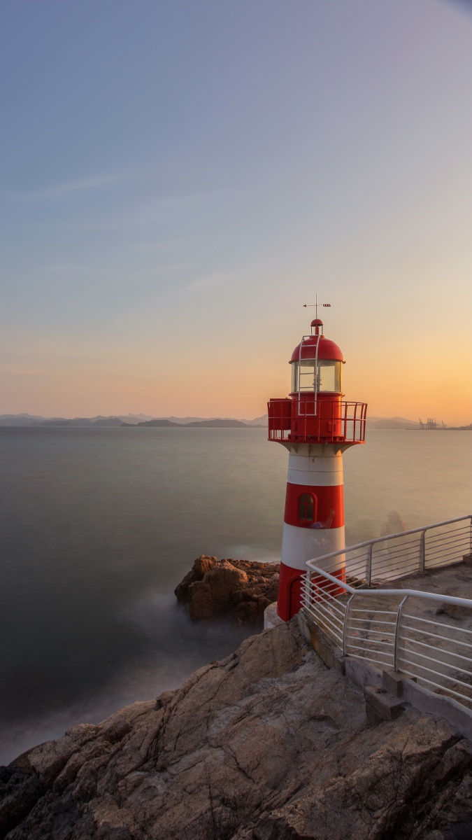 盐田海滨栈道灯塔风光摄影拍摄地点背仔角