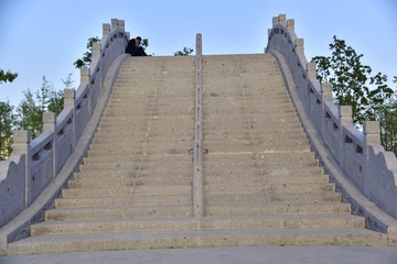 1464963