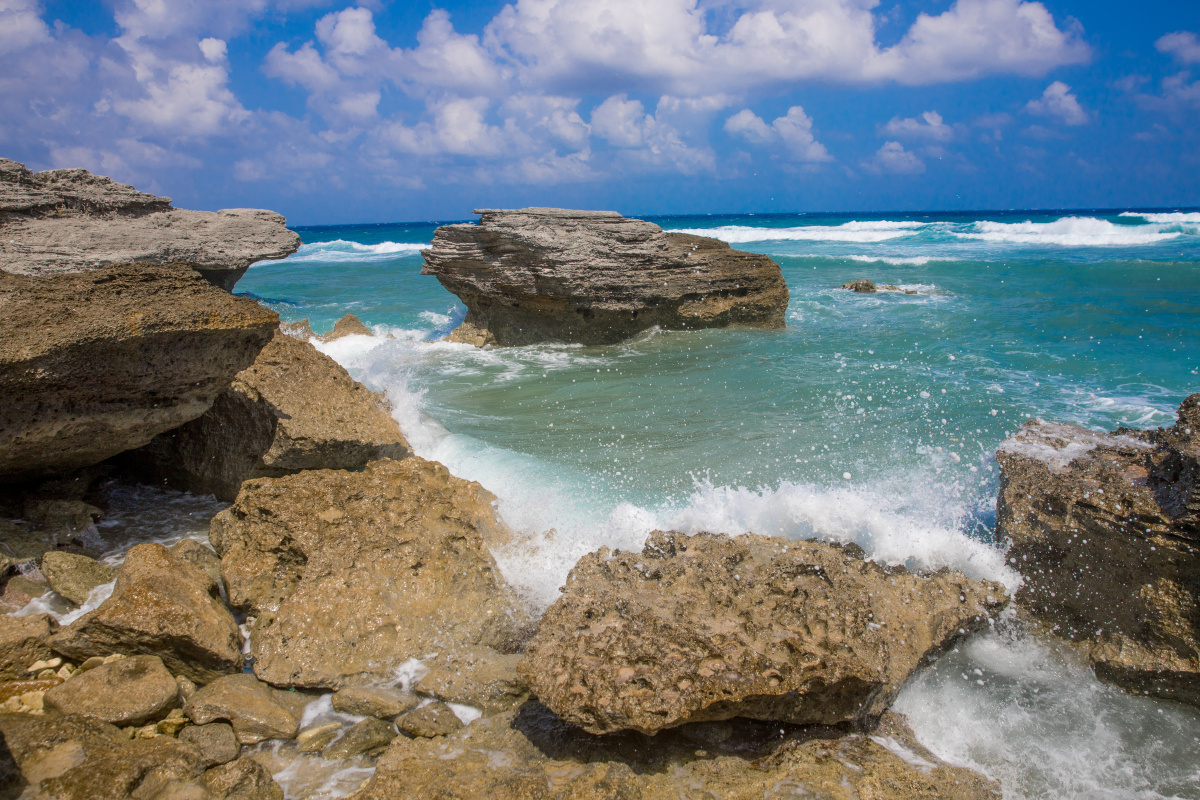美丽的西沙永兴岛老龙头