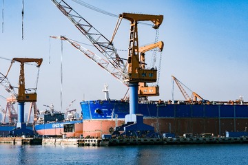 403221