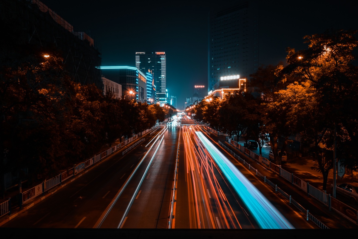 锦州站的流光夜景