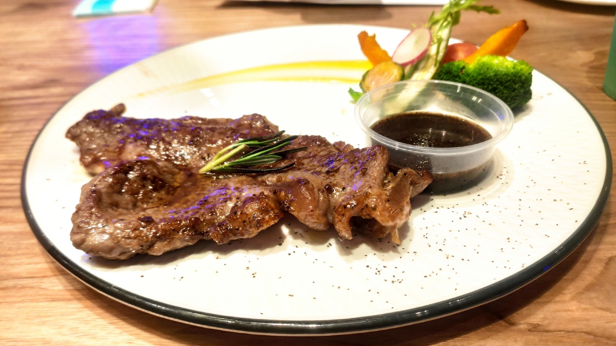 家常味美食续命星人#肉晚餐#牛肉#猪肉#餐#午餐食品板鸡#酱汁还没有人