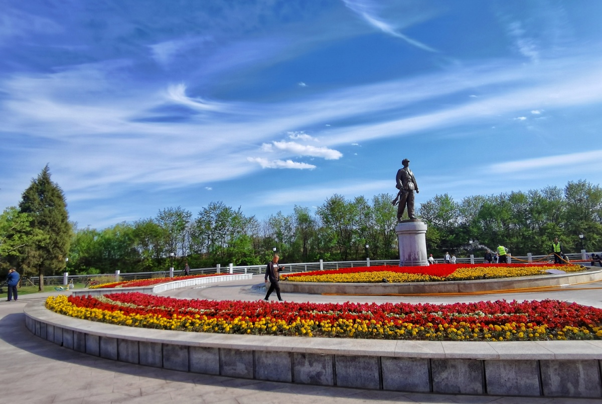 辽宁省丹东市《志愿军公园》广场.