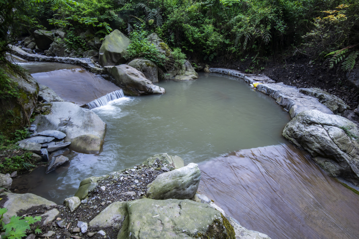 什邡蓥华山峡谷瀑布群
