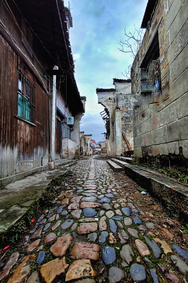 即将逝去的繁华章渡古镇吊栋阁残垣断壁