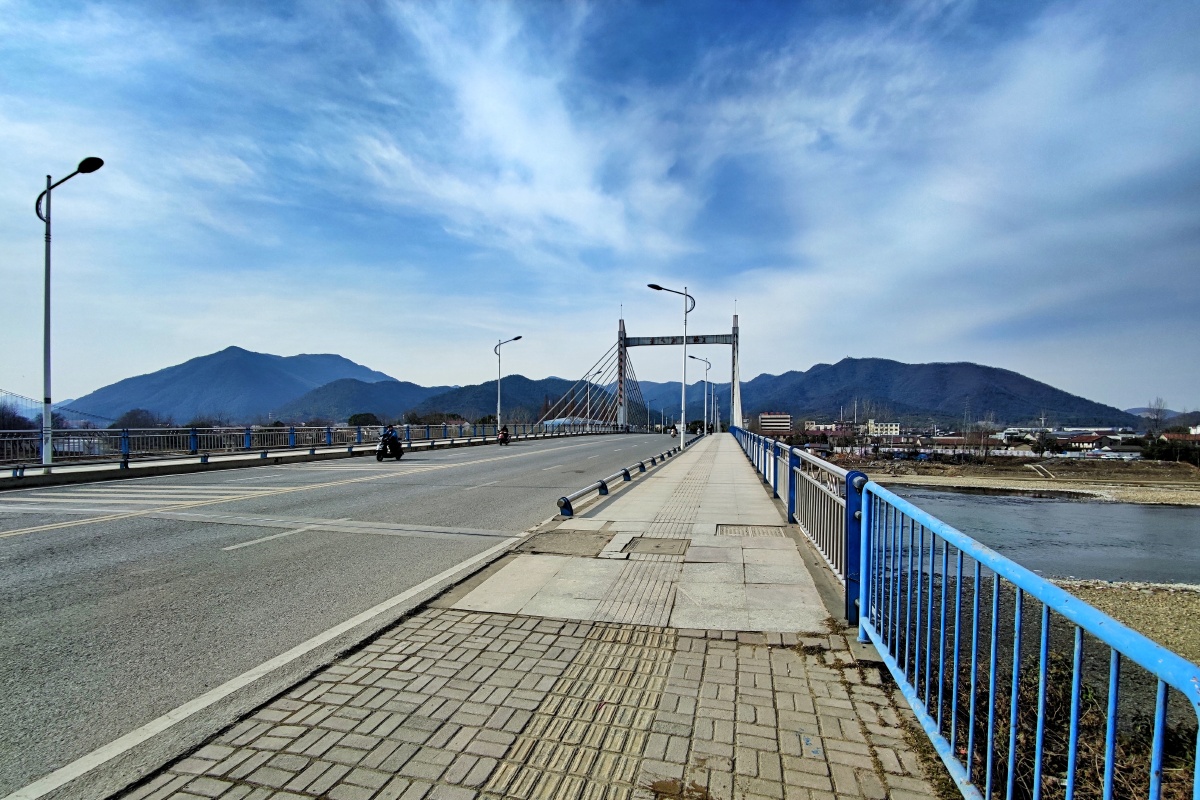 青弋江大桥赏冬景