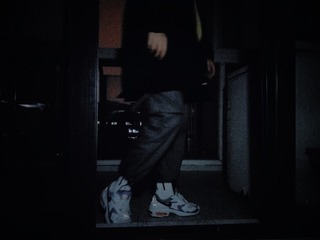 920527