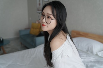 001