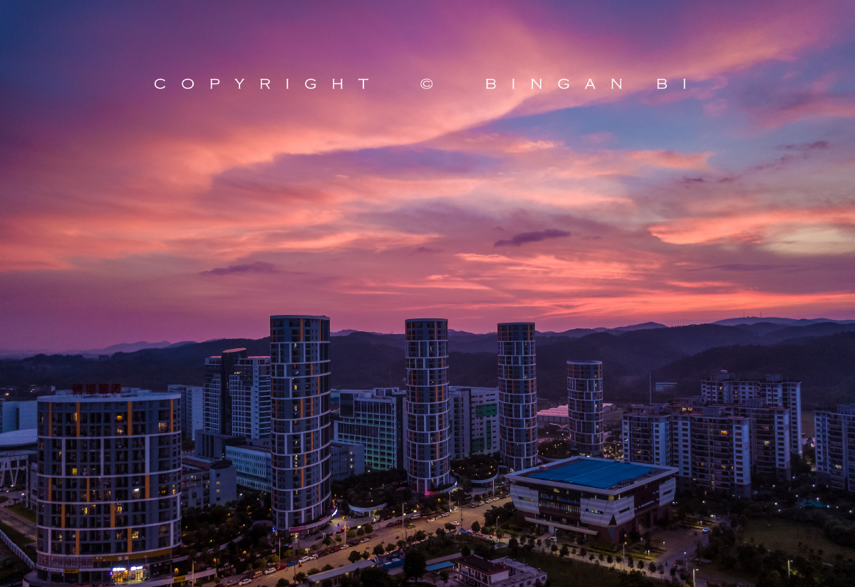 广西艺术学院相思湖校区晚霞