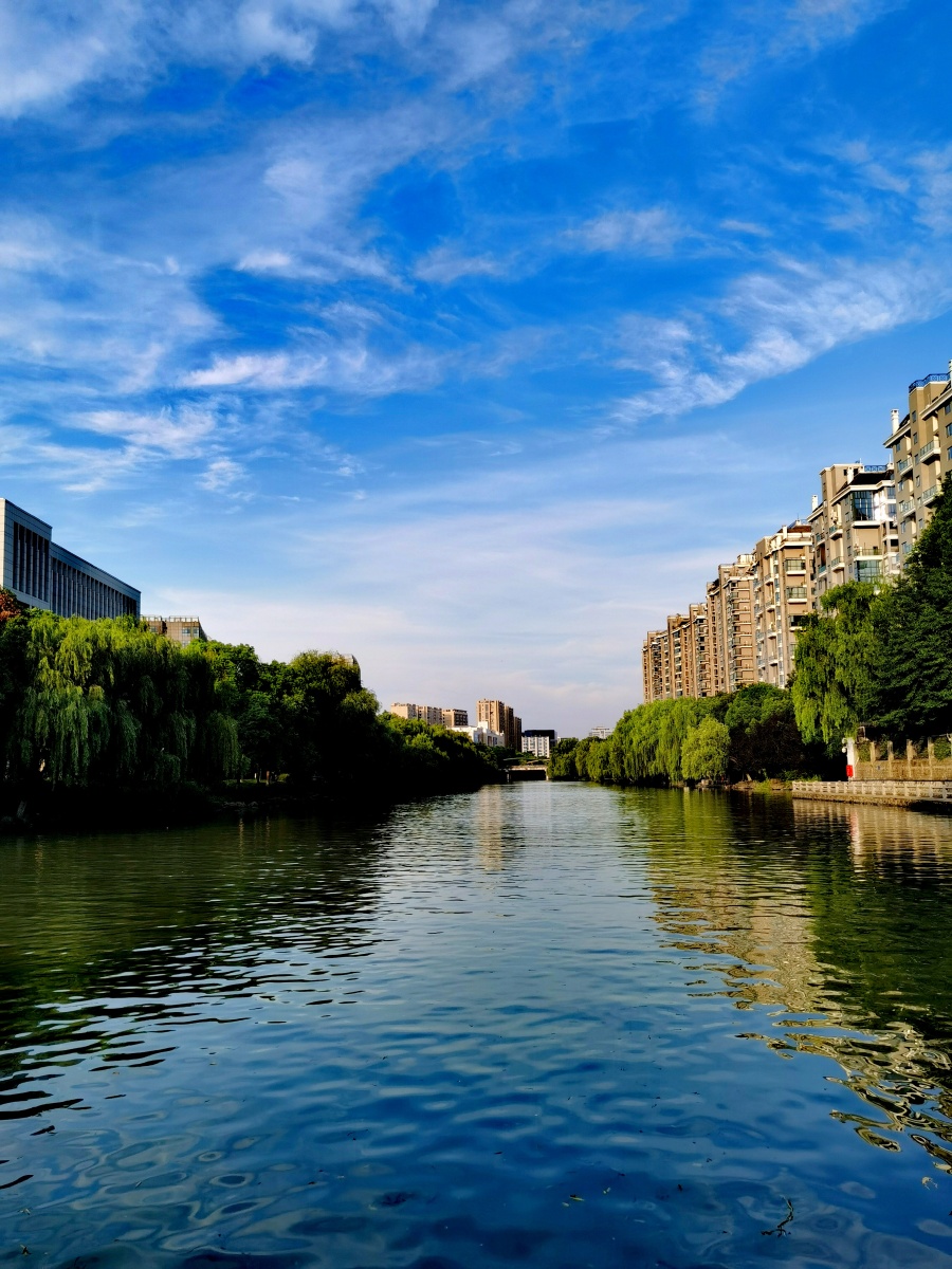 杭州余杭塘河风光