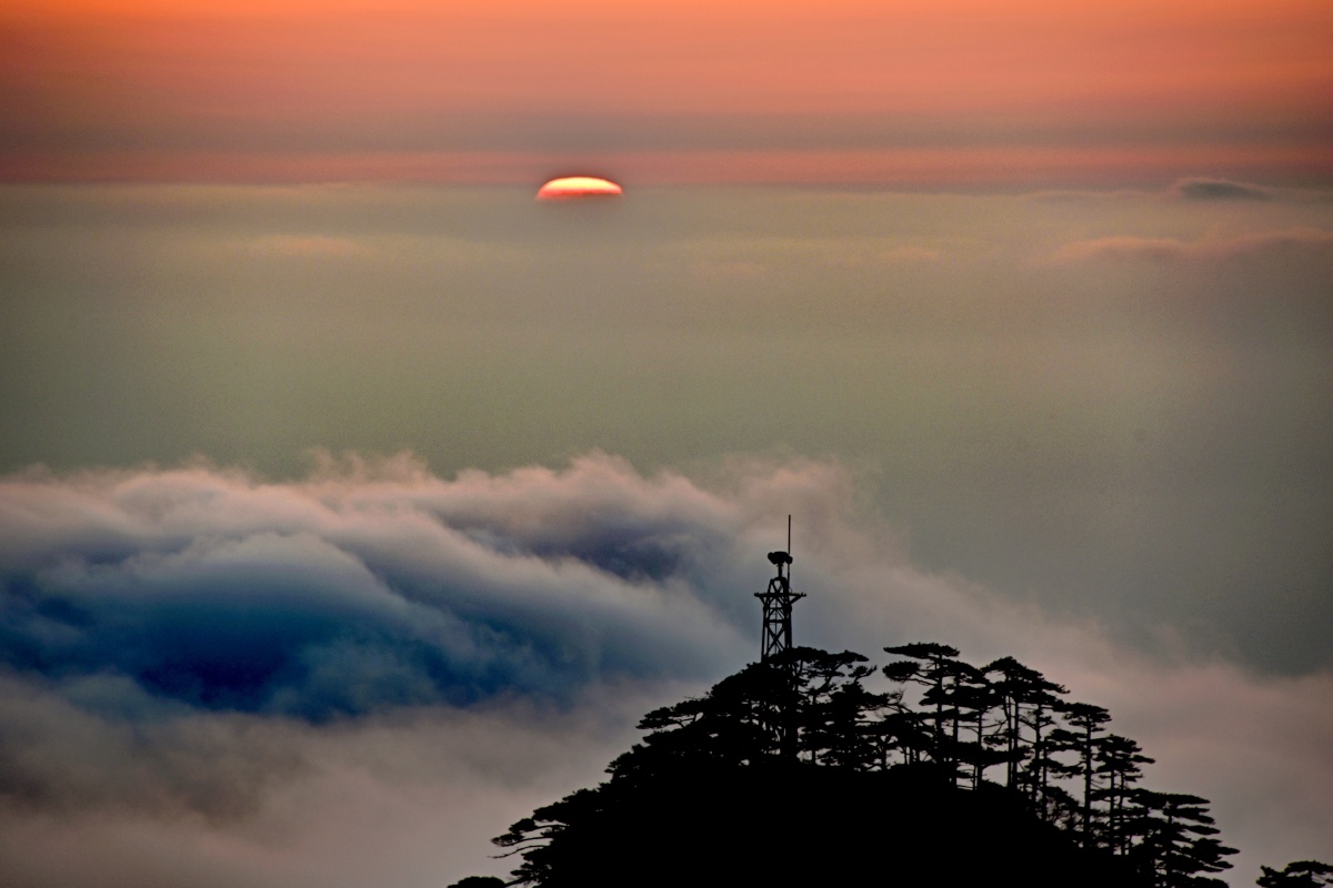 日落黄山光明顶