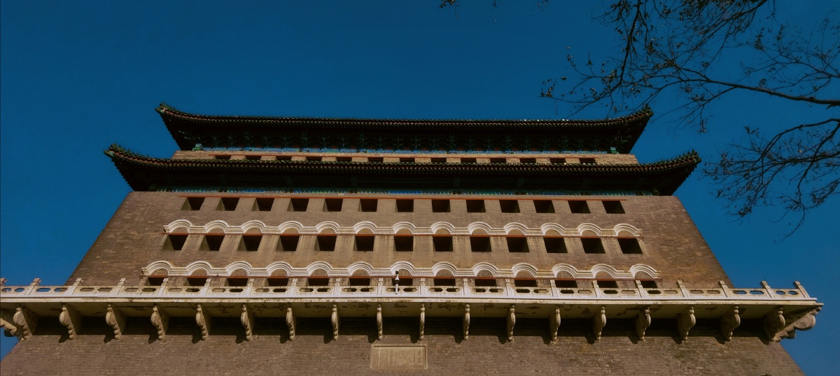 正阳门正阳门俗称前门前门楼子大前门原名丽正门是明清两朝北京内城的