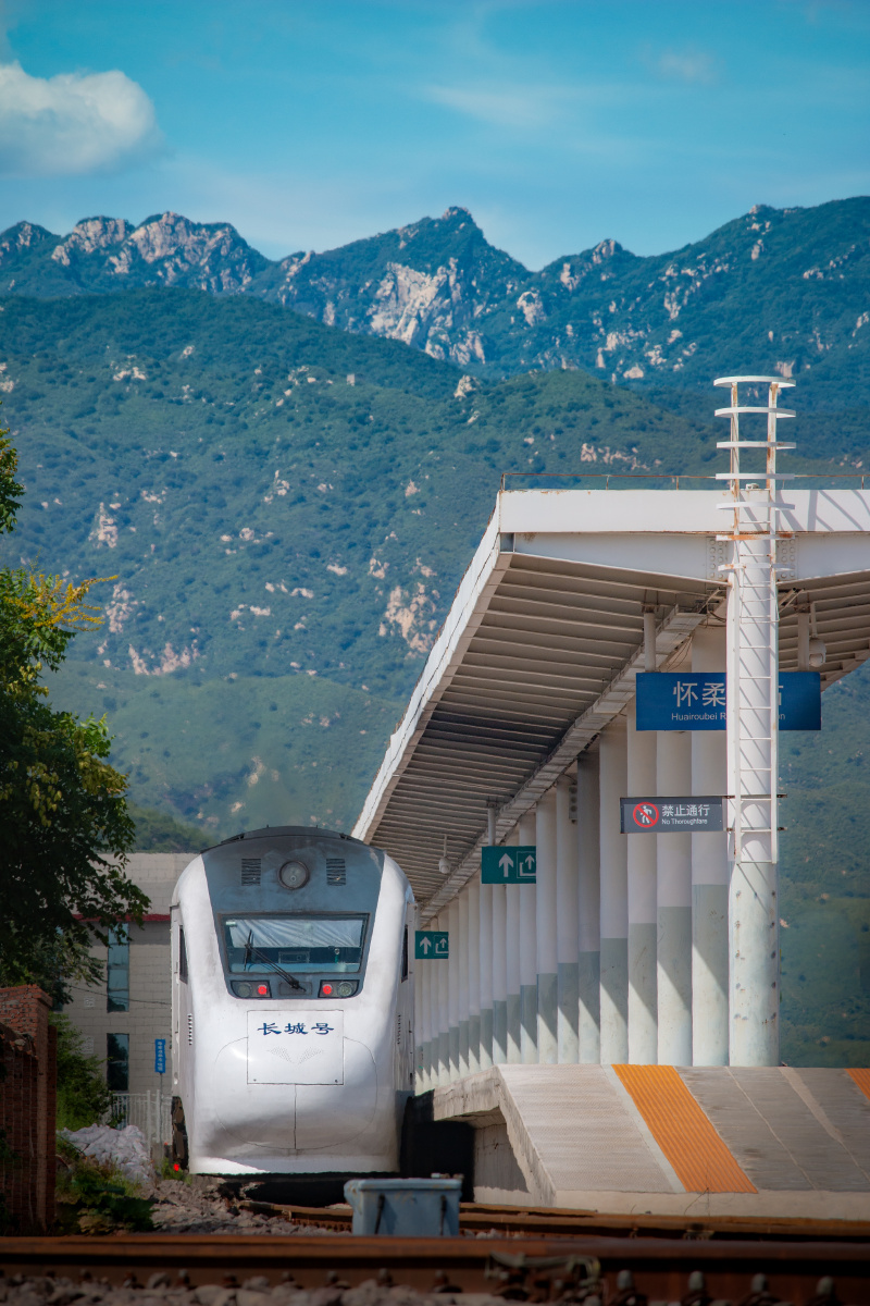 市郊铁路 怀柔北站 - bk6-0911 - 图虫