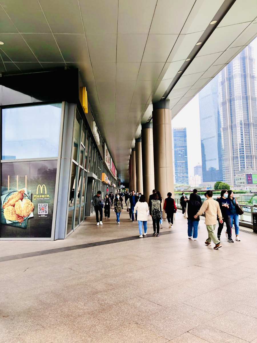 今日陆家嘴建筑人文纪实街拍