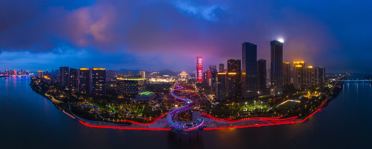 雨后顺德中轴线