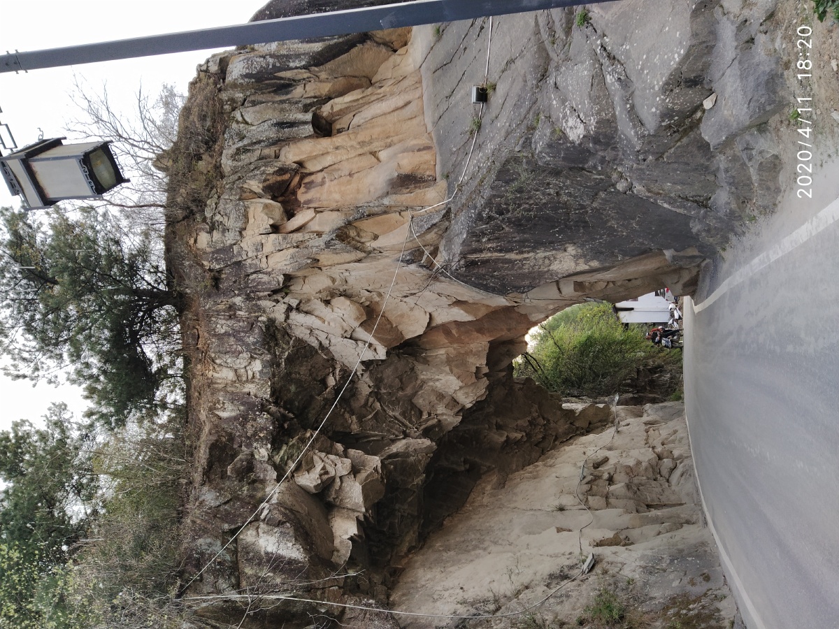 傥骆古道 - luckyalbatross - 图虫