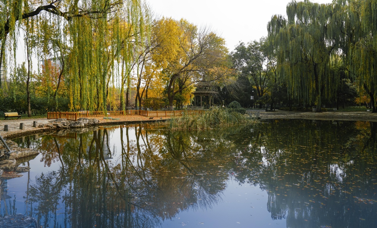 玲珑公园位于北京市海淀区.