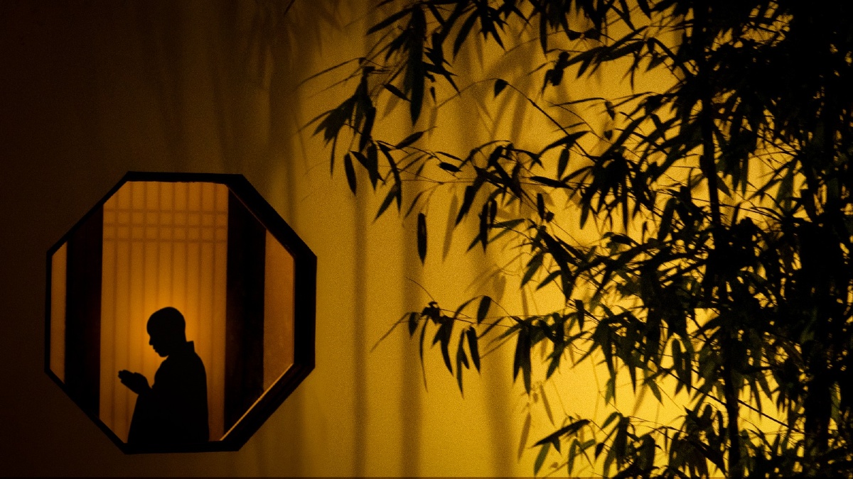 《夜修》徐英波 - 张望工作室摄影课堂 - 图虫