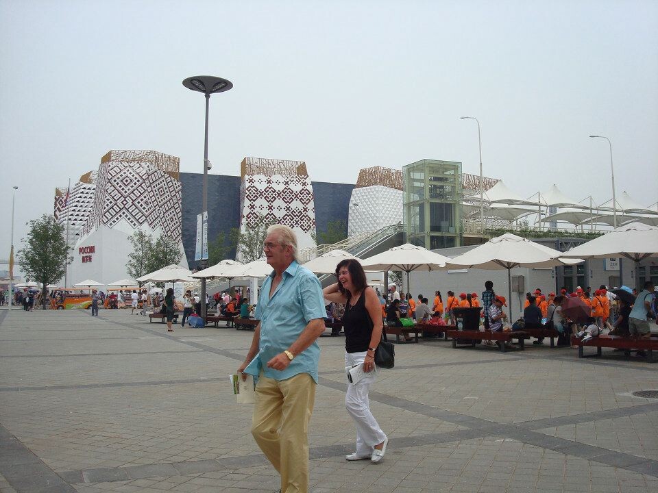 俄罗斯馆外<br />
俄罗斯馆外