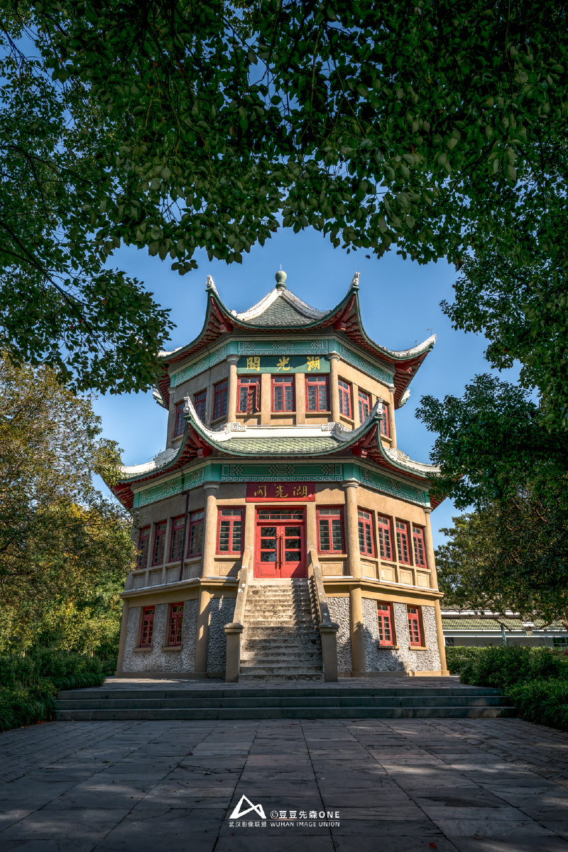 武汉东湖湖光阁