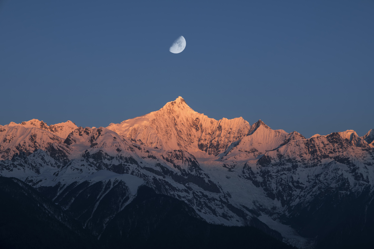 雪山月升rawby凌冬edy