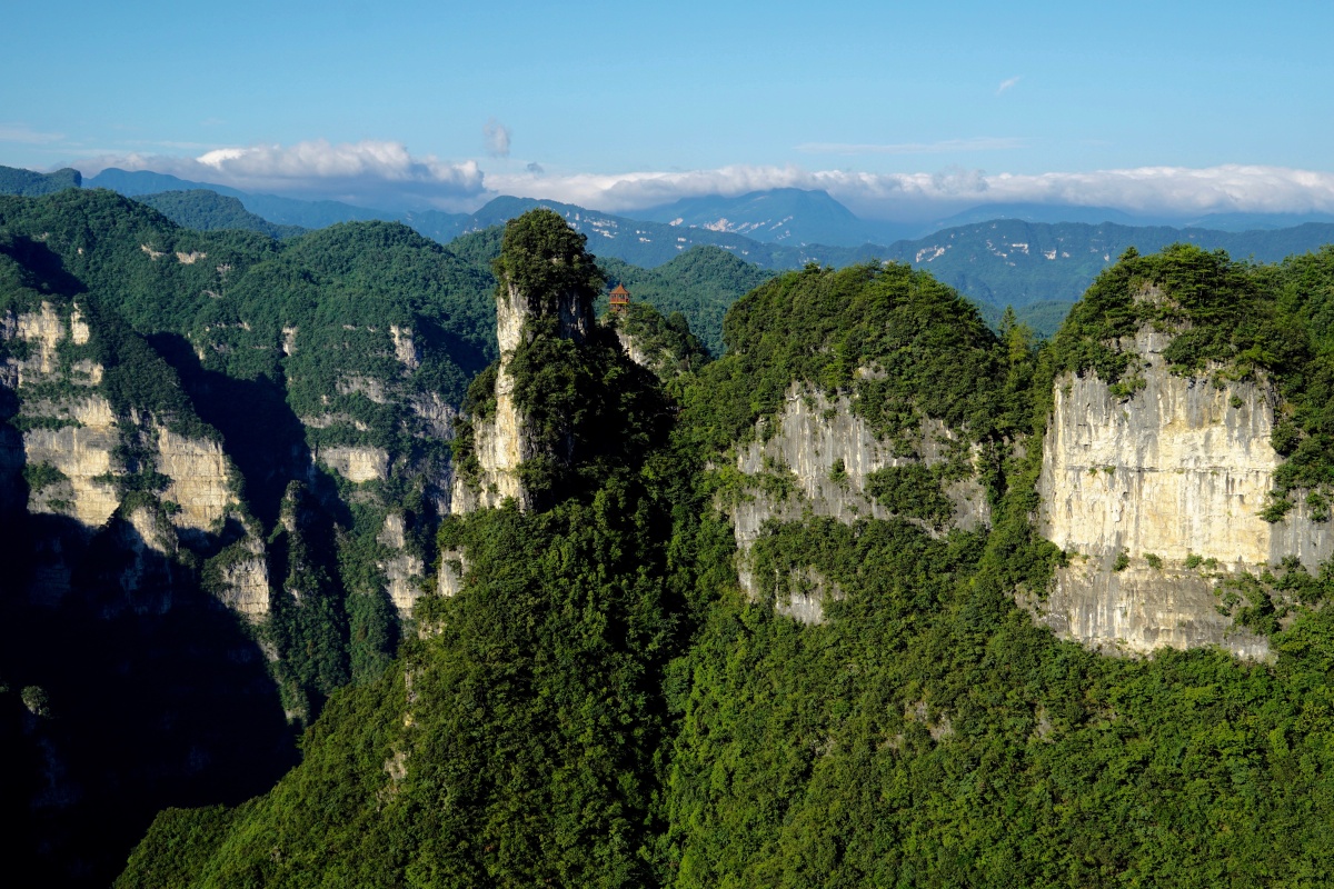 湖北宜昌山区风光.