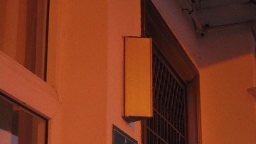 243076