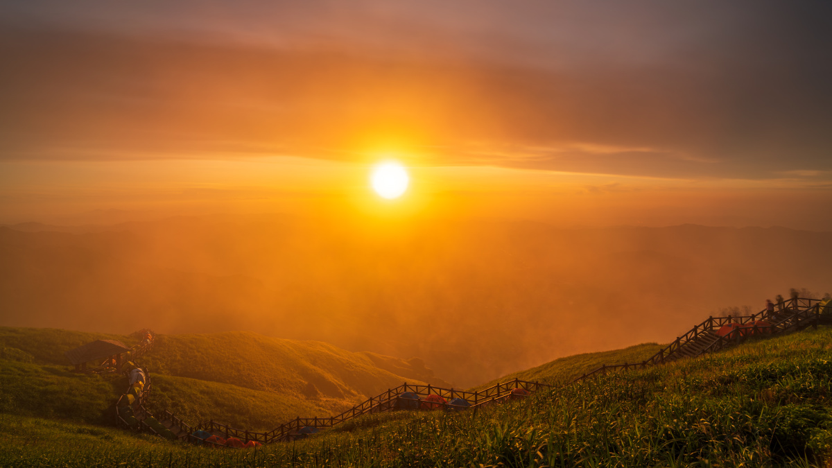 武功山金顶日落