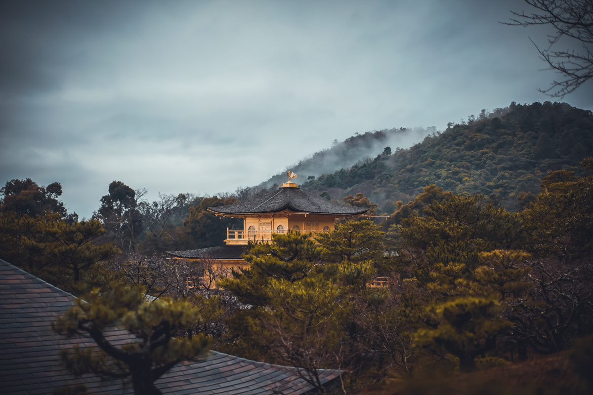 清晨的金阁寺 - 王嘉琛jachincc - 图虫