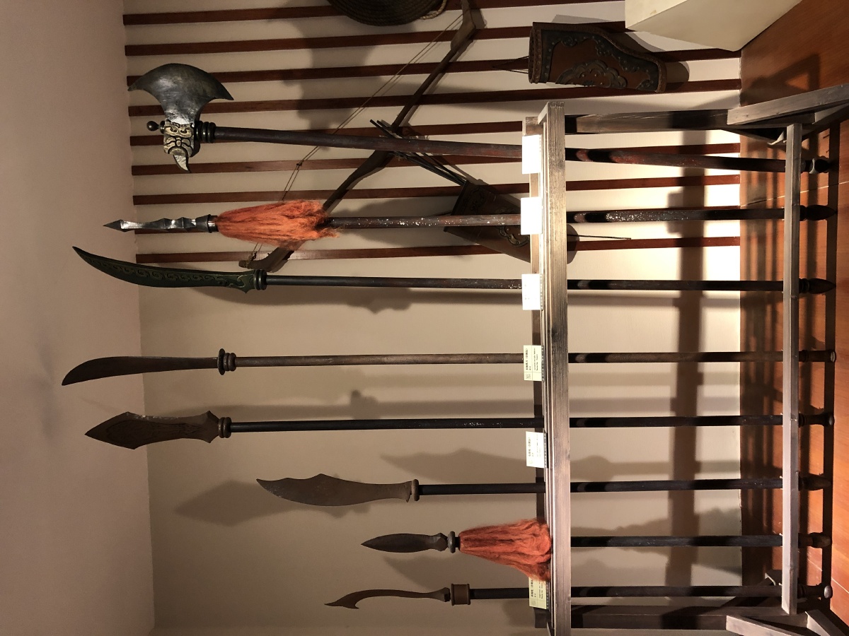 江苏淮安市博物馆古代兵器刀枪剑戟斧钺钩叉土炮