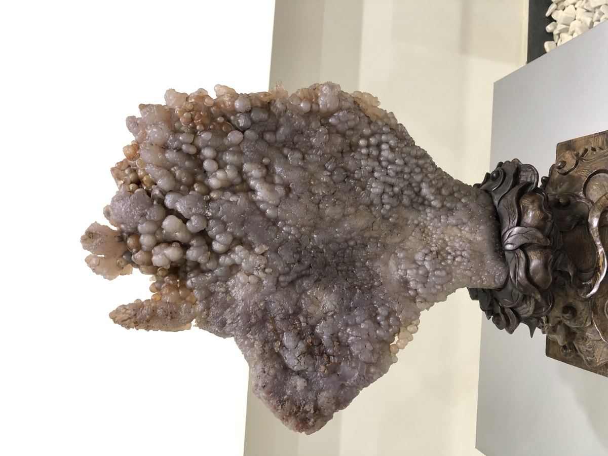 葡萄玛瑙内蒙古阿拉善大漠奇石博物馆