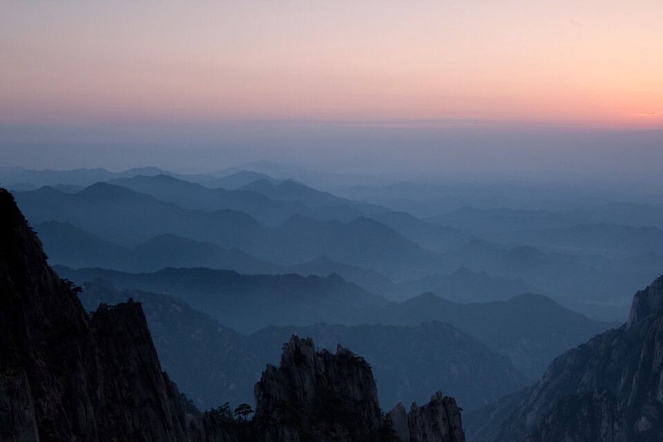 黄山日落2<br />
