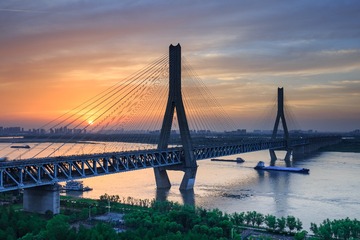 天兴洲长江大桥
