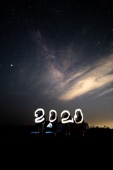 600360
