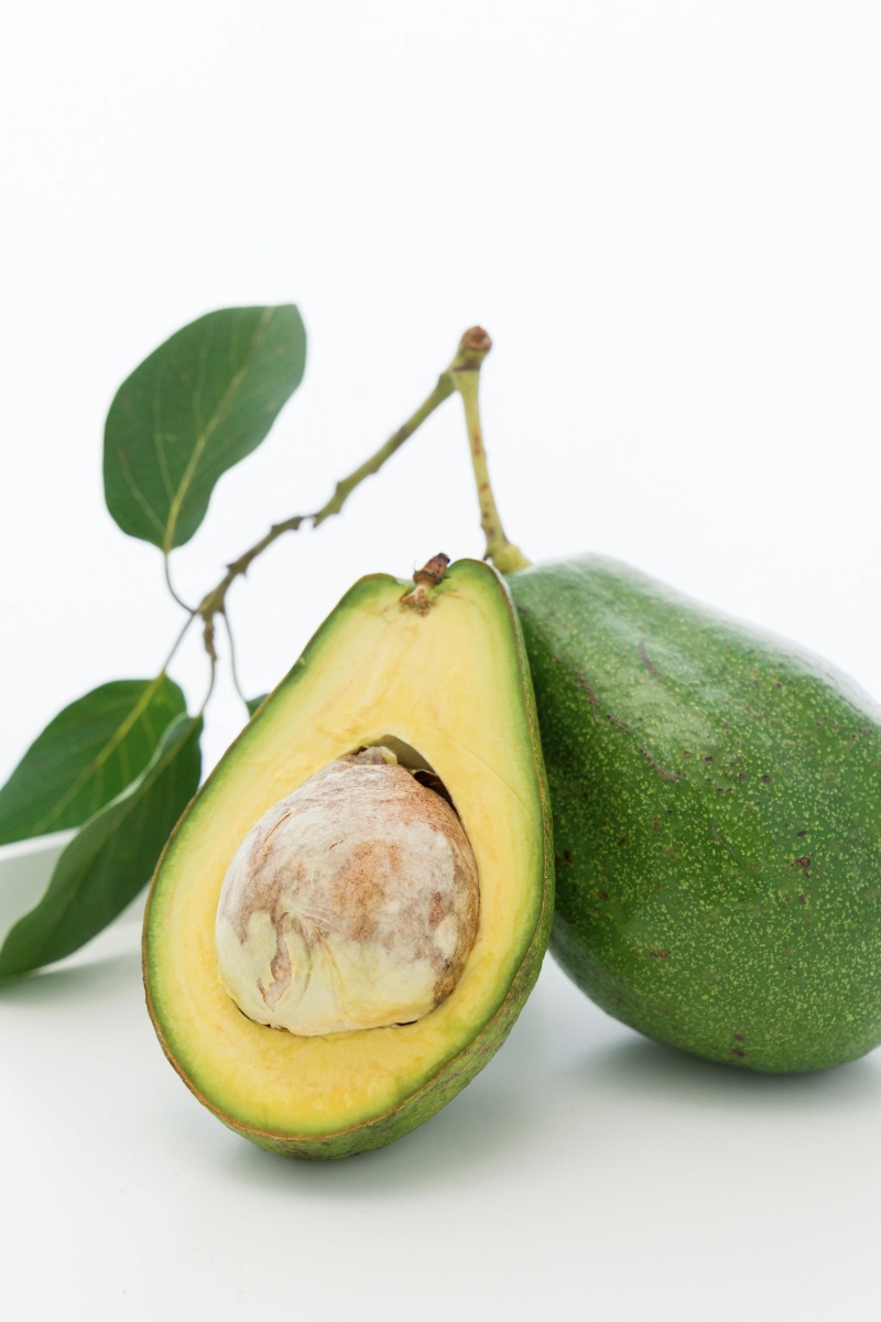 海南本地种植的牛油果05果真大个还皮嫩滑