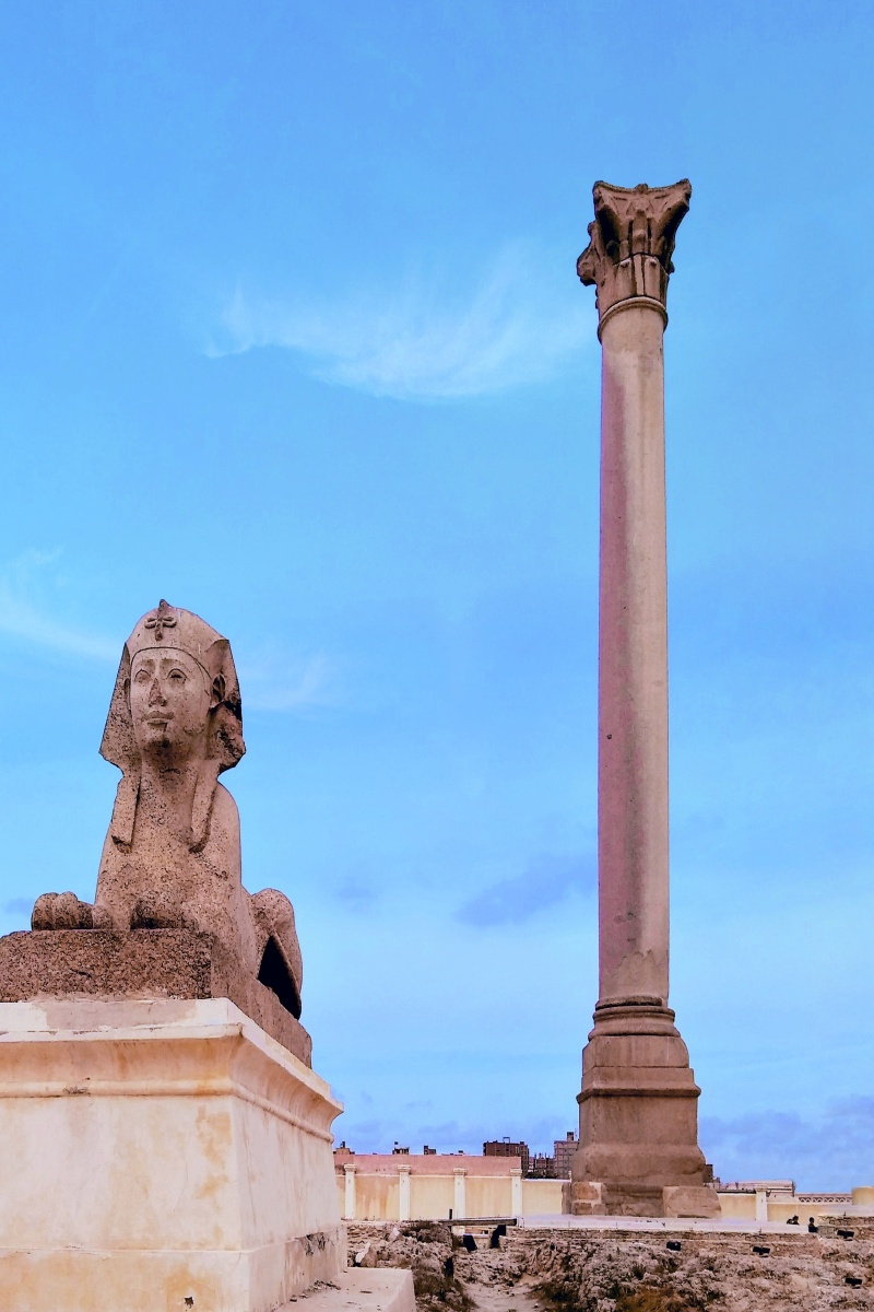 庞贝骑士柱 庞贝柱位于亚历山大市西南部的萨瓦里柱街,又称骑士之柱