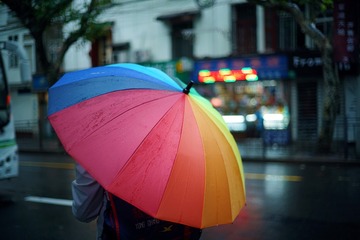 彩色的雨