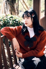 1308944