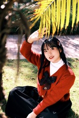 1308951