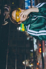 001