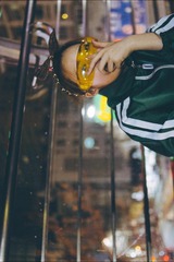 001