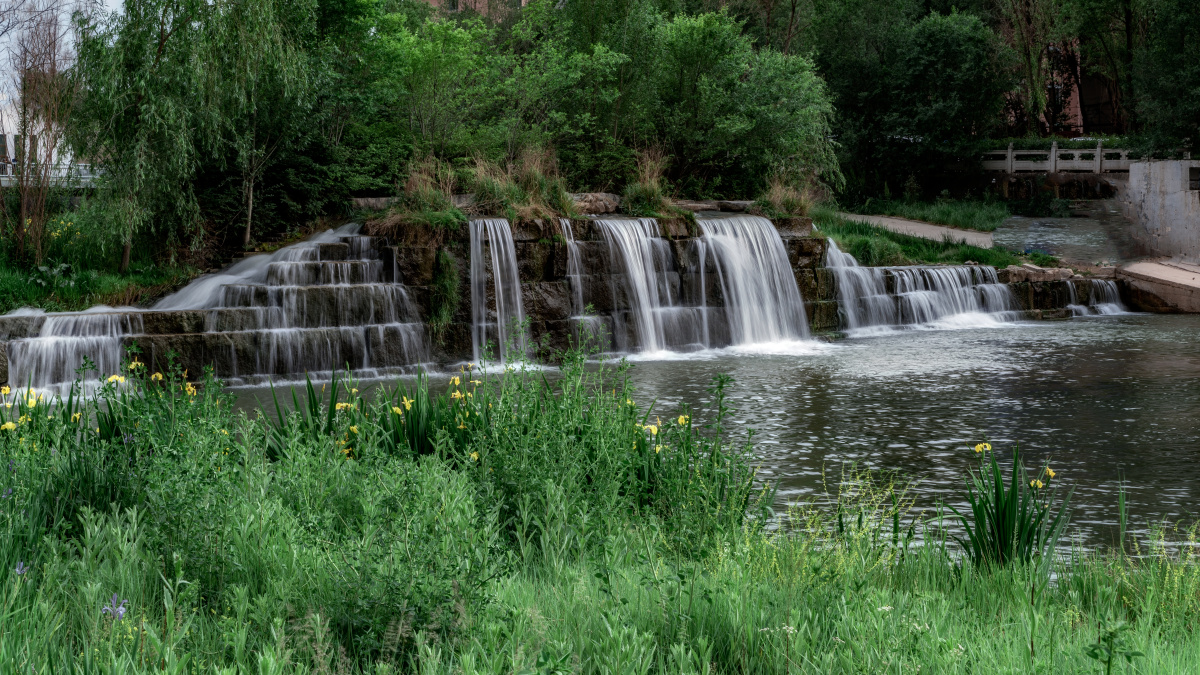 清凉之夏西宁南川河